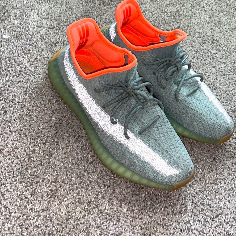 Desert Sage Yeezy 350 V2 size 10